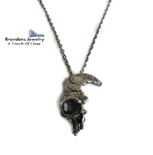 Load image into Gallery viewer, Broken skull necklace